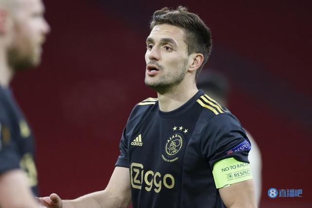 发球落点精 发球落点精