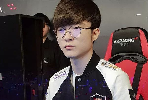 围棋的棋盘 围棋的棋盘