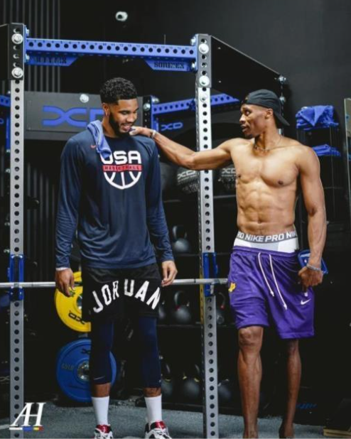 过去一年全 过去一年全