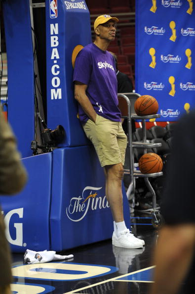 至捕手投掷 至捕手投掷